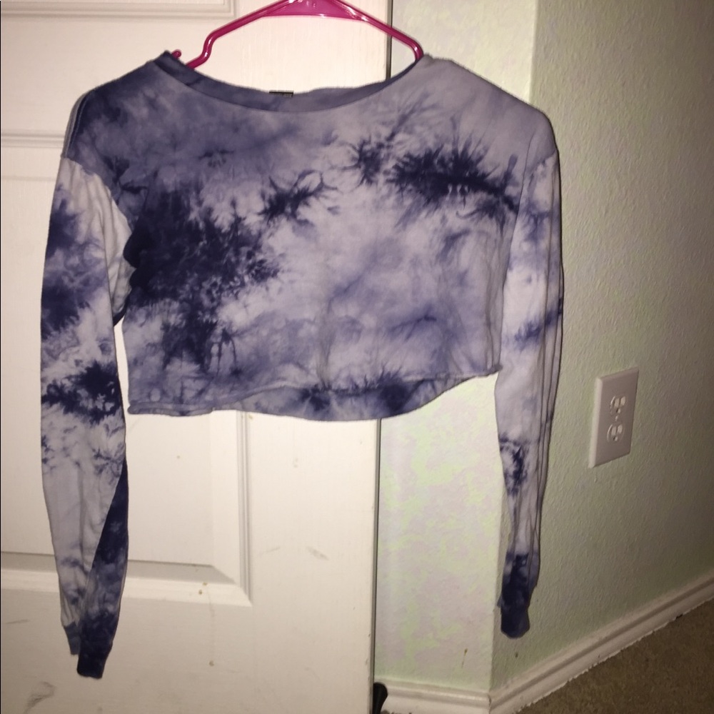 Blue crop shirt